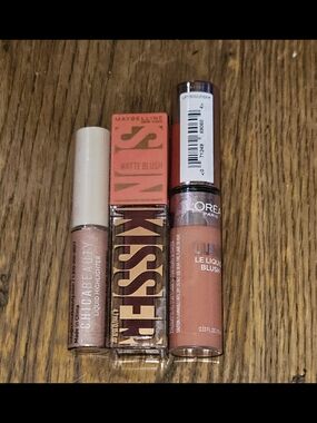 Maybelline  Blush & L’Oreal Liquid Blush & Chica Beauty Liquid Highlight BNIB